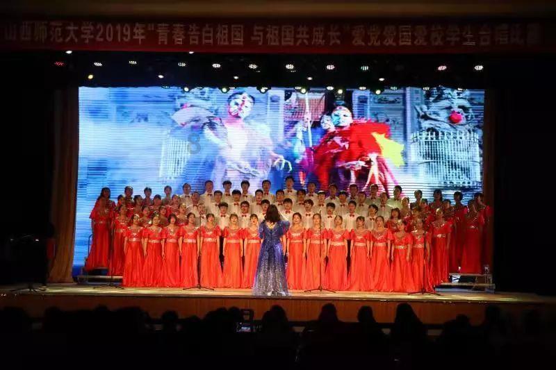 菲恩·伍法德自编自导新片《地狱之夏》，这是什么类型的电影？游戏画面